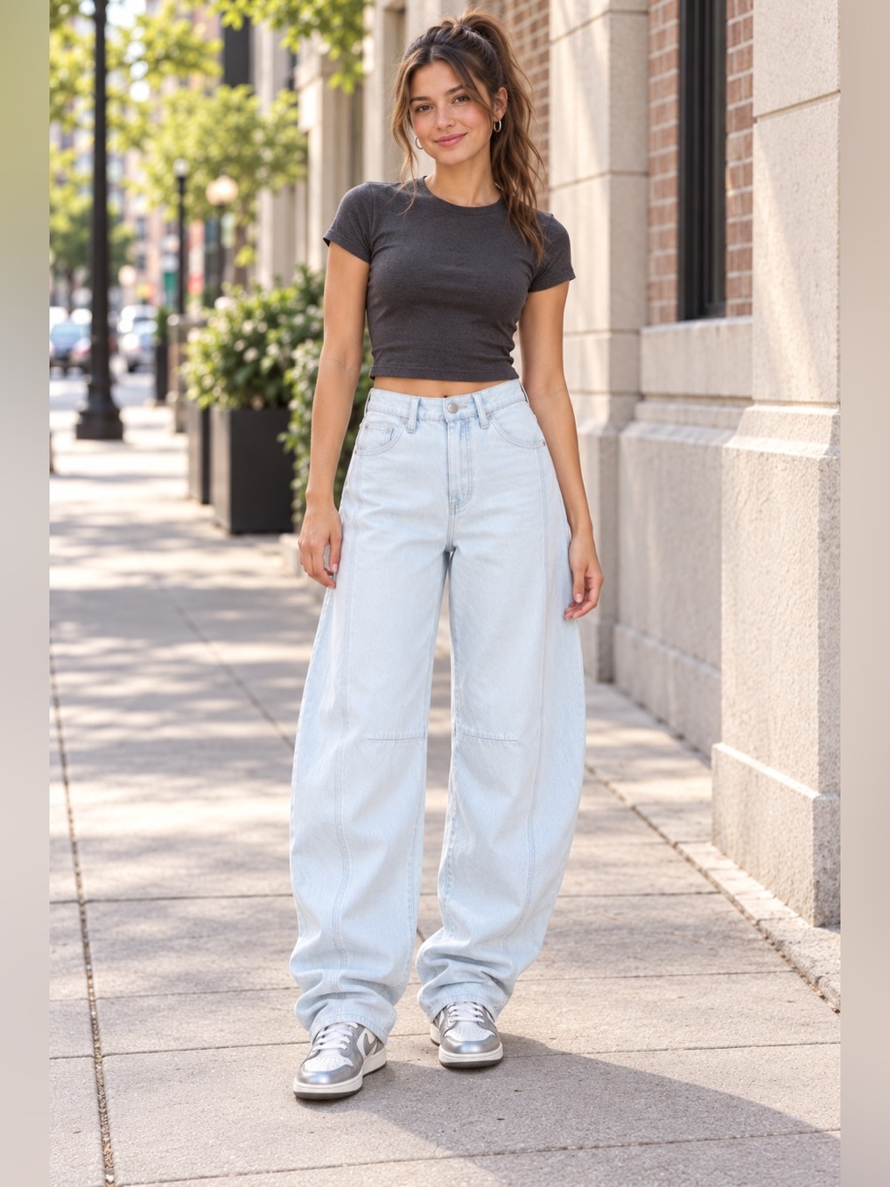 NWT Universal Thread High Rise Barrel Leg Curved Leg Jeans Light Wash